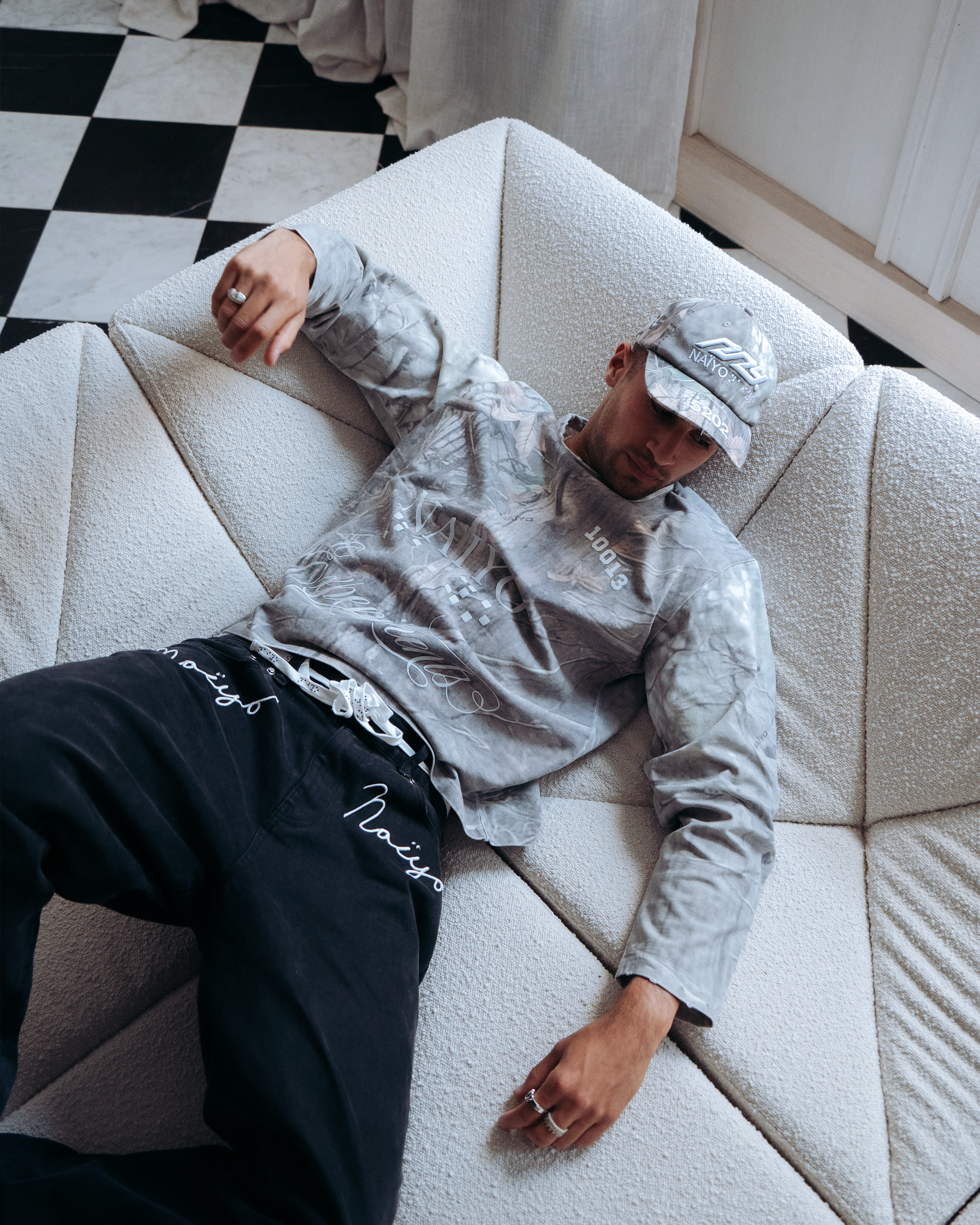 NAÏYO CAMO CAPSULE